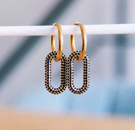 Oorbel met ovale kristallen hanger - zwart