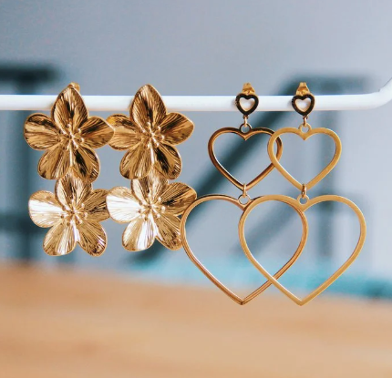 RVS statement oorbel 2 bloemen - goud